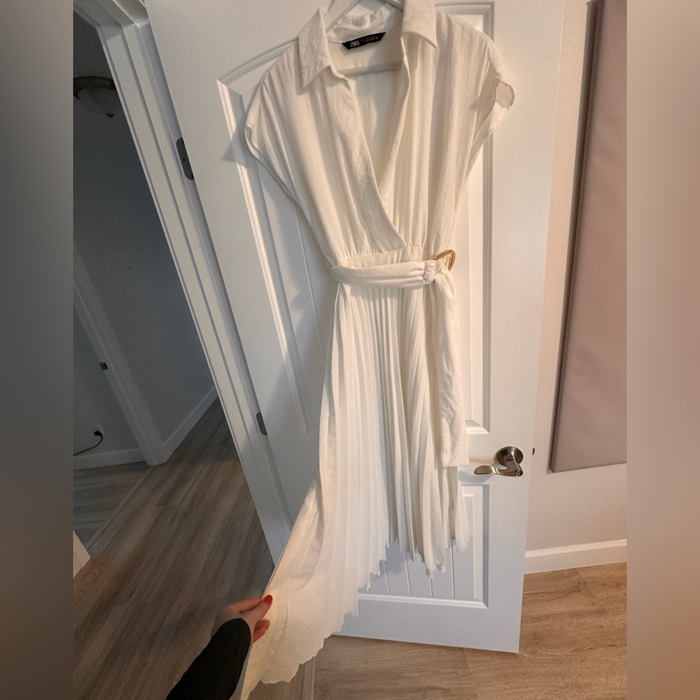 Zara white Wrap Dress with Gold Buckle,SizeS